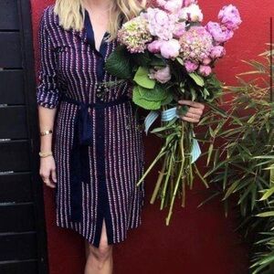 Draper James Heart Field Printed Shirt Dress Size 6 Navy Blue Red dress